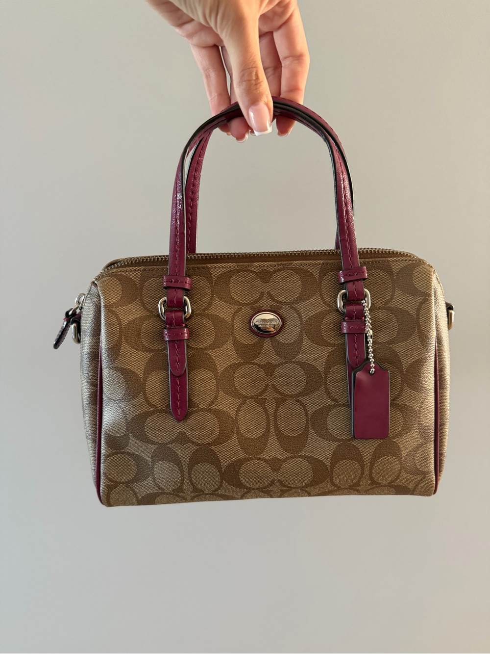 Authentic Coach Handbag - Picture 5 of 8
